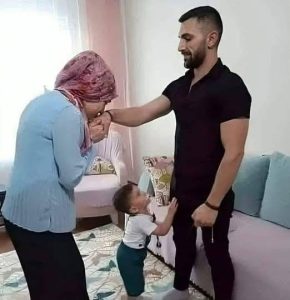 التأمين الصحي والتخطيط المالي العائلي: كيف أنقذت الرعاية الصحية المبكرة أسرة بعد عقدين من الزواج